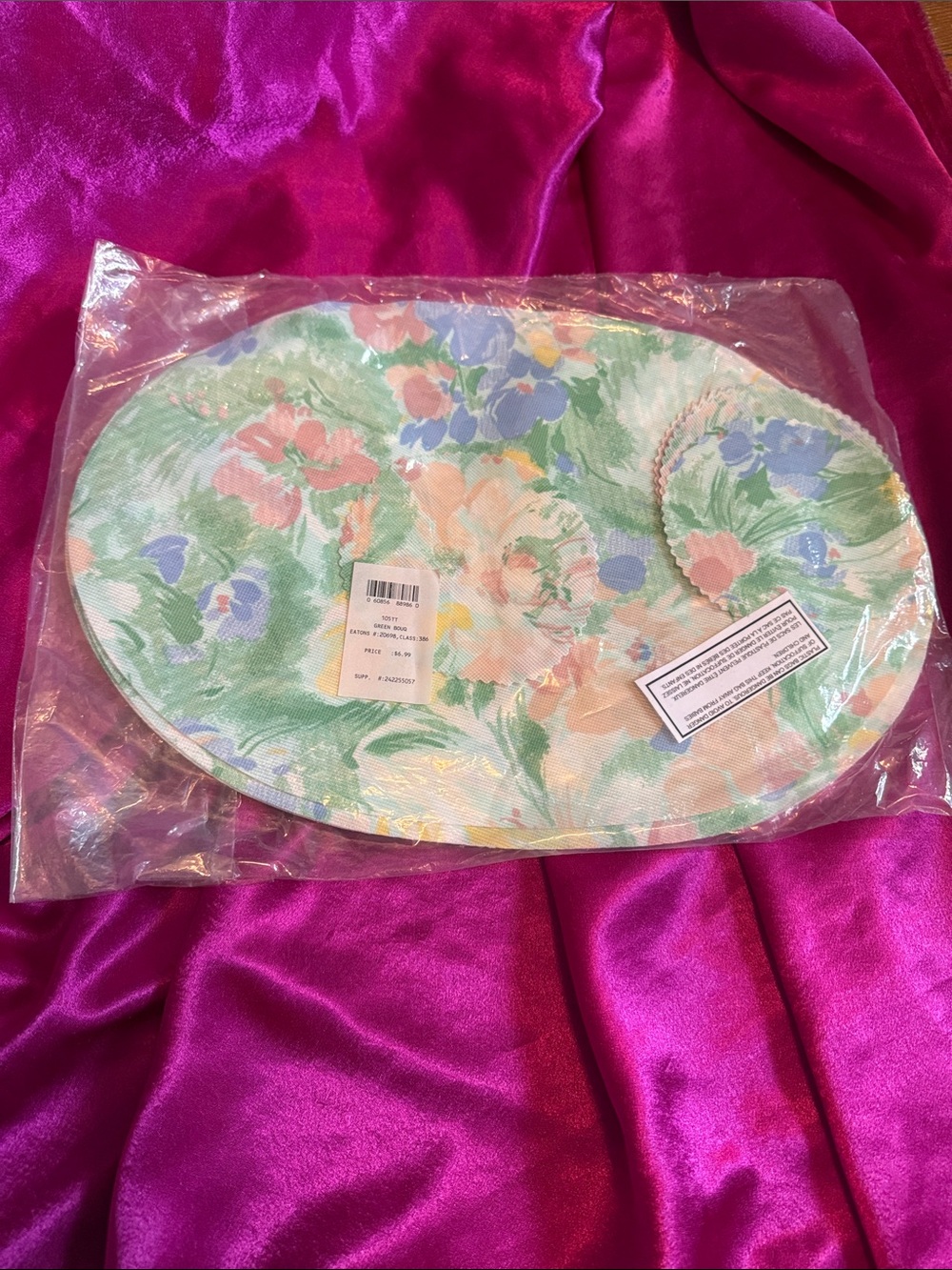 NWT Eatons vintage never opened Floral Pastel Oval cloth Placemat Set of 6